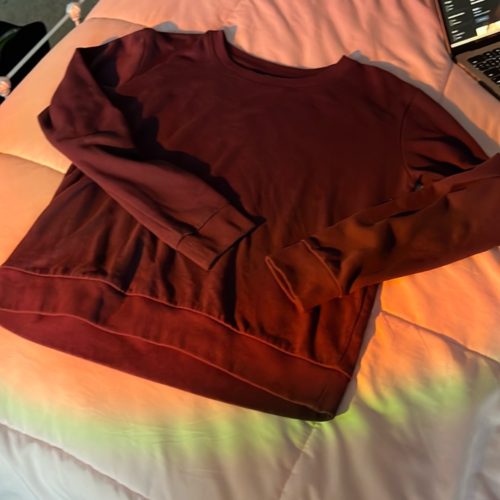 Brigands Divided H&M Sweater Small